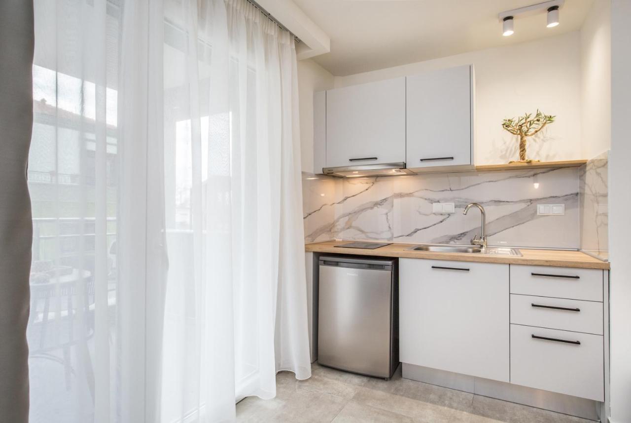Alla Strada - Micro Suites リメナリア エクステリア 写真