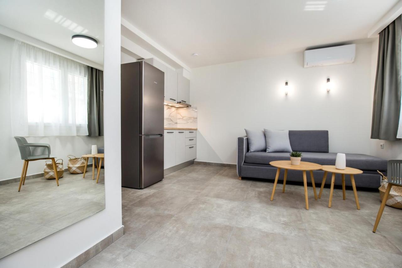 Alla Strada - Micro Suites リメナリア エクステリア 写真