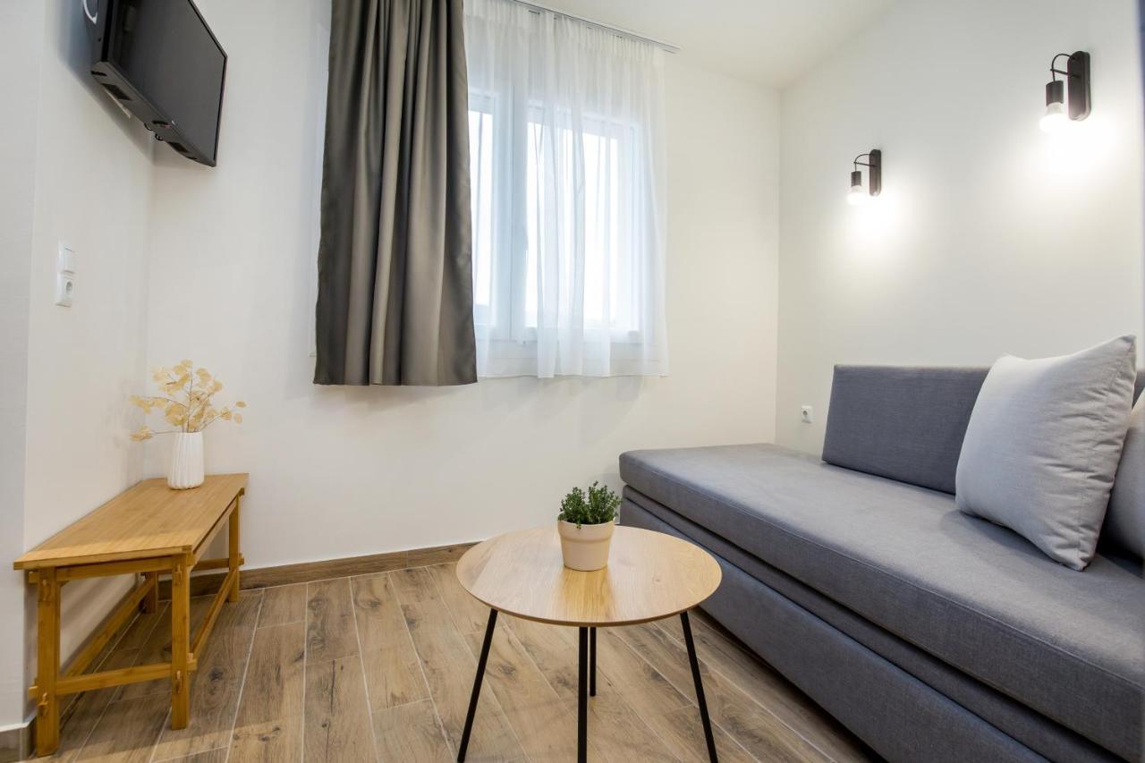 Alla Strada - Micro Suites リメナリア エクステリア 写真