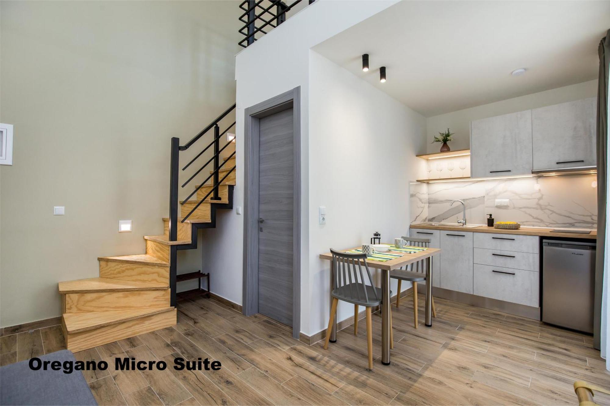 Alla Strada - Micro Suites リメナリア エクステリア 写真